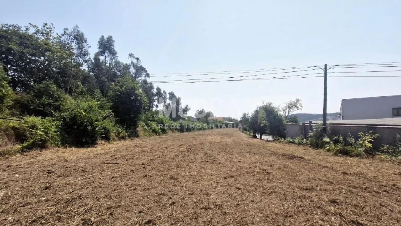 Moradia T2 para Venda em Romariz Foto 14