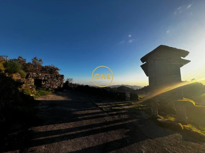 Terreno para Venda em Chorense e Monte Foto 10