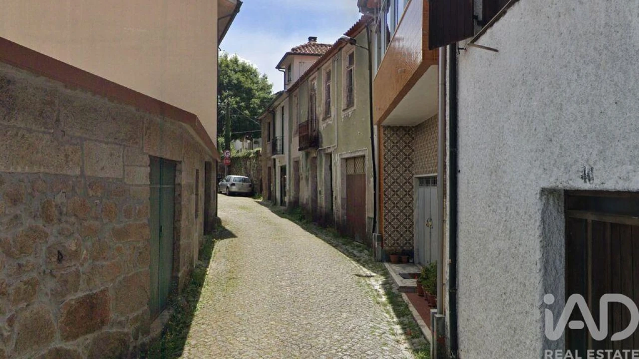 Moradia T4 para Venda em São Pedro do Sul, Várzea e Baiões Foto 1