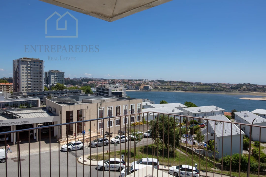 Apartamento T2 para Venda em Aldoar, Foz do Douro e Nevogilde Foto 12