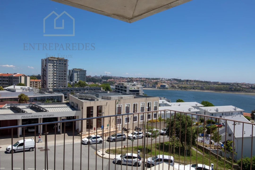 Apartamento T2 para Venda em Aldoar, Foz do Douro e Nevogilde Foto 14