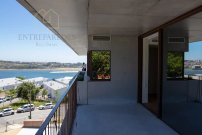 Apartamento T2 para Venda em Aldoar, Foz do Douro e Nevogilde
