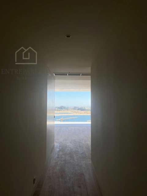 Apartamento T2 para Venda em Aldoar, Foz do Douro e Nevogilde