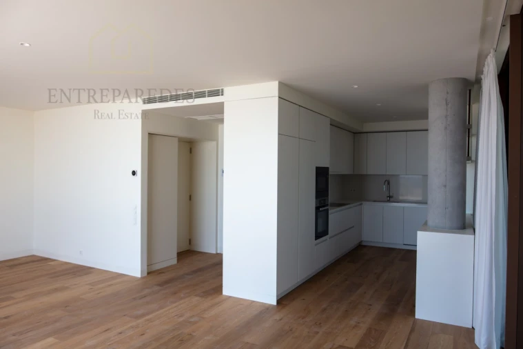 Apartamento T2 para Venda em Aldoar, Foz do Douro e Nevogilde Foto 18