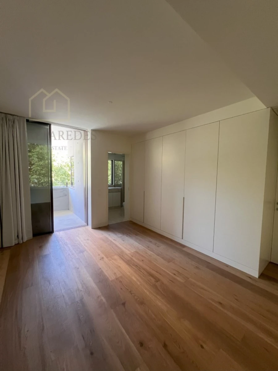Apartamento T2 para Venda em Aldoar, Foz do Douro e Nevogilde Foto 42