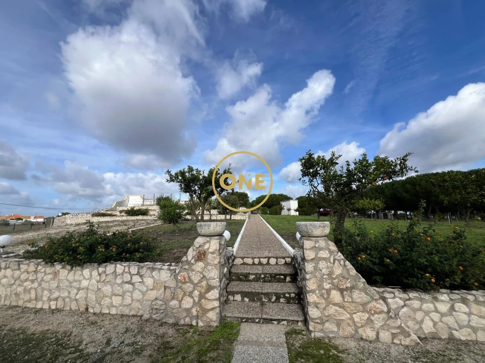 Moradia T4 para Venda em Branca Foto 40