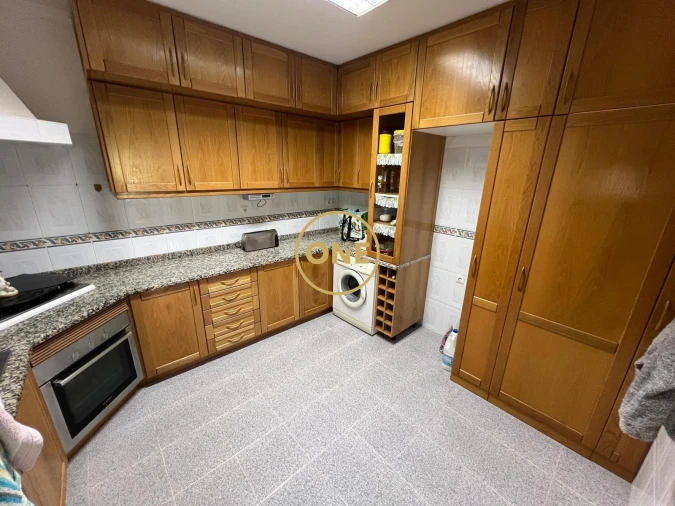 Moradia T4 para Venda em Branca Foto 19