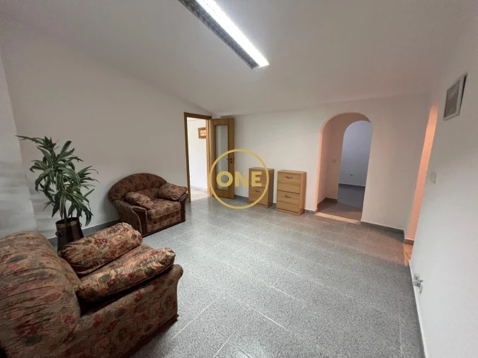 Moradia T4 para Venda em Branca Foto 15