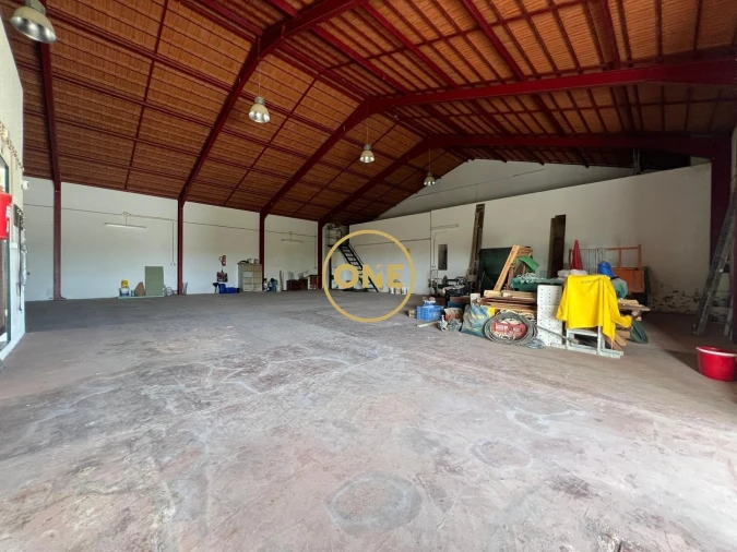 Moradia T4 para Venda em Branca Foto 37