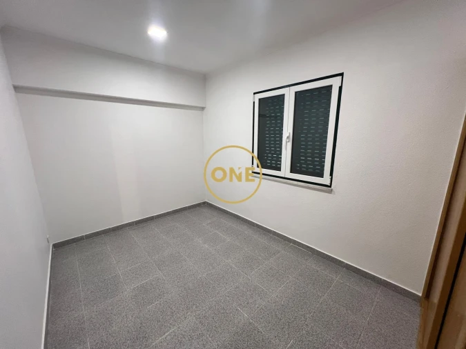 Moradia T4 para Venda em Branca Foto 31