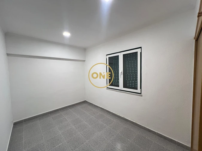 Moradia T4 para Venda em Branca Foto 24