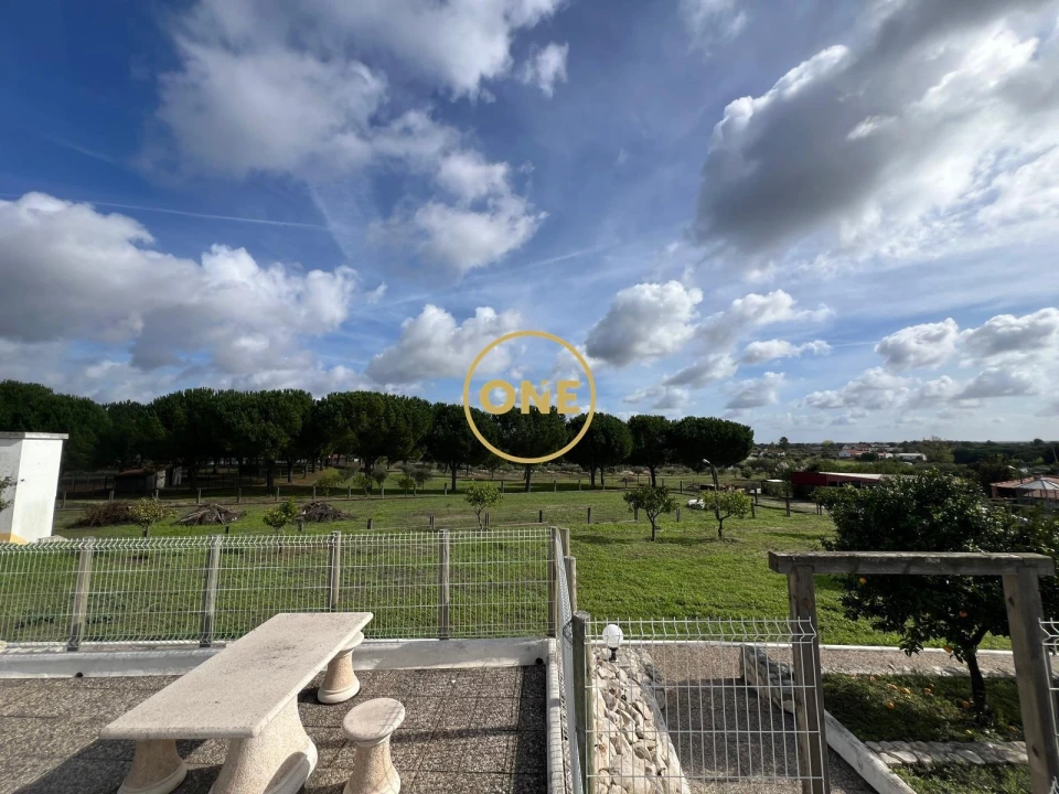 Moradia T4 para Venda em Branca Foto 41