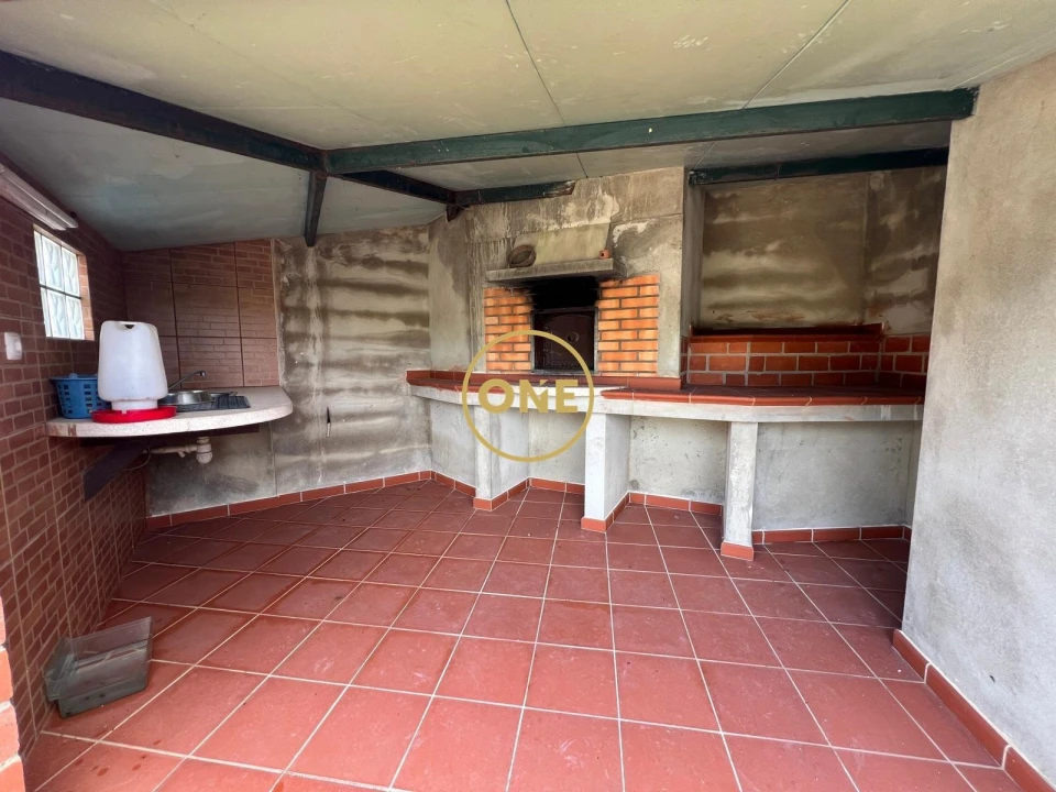 Moradia T4 para Venda em Branca Foto 43