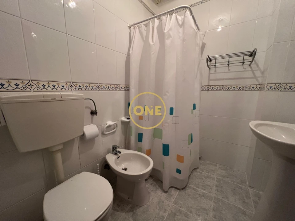 Moradia T4 para Venda em Branca Foto 27