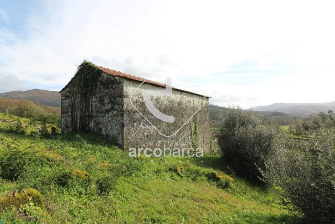 Quinta T5 para Venda em Alvora e Loureda Foto 10