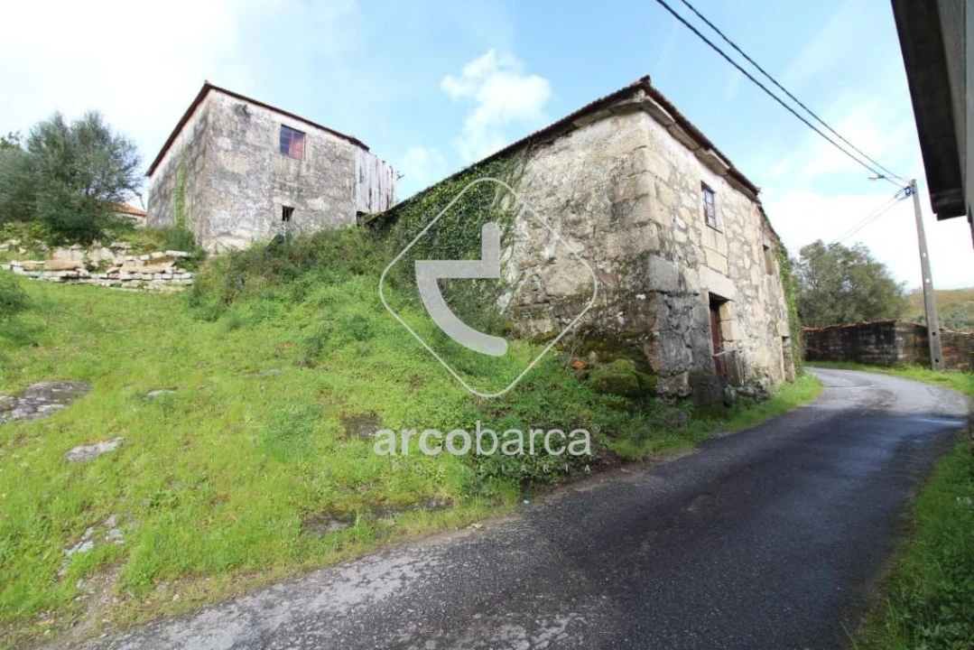 Quinta T5 para Venda em Alvora e Loureda Foto 19