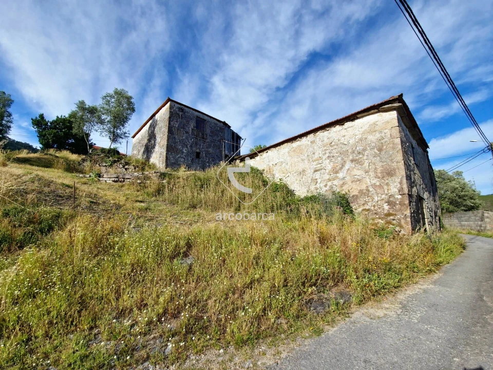 Quinta T5 para Venda em Alvora e Loureda Foto 50
