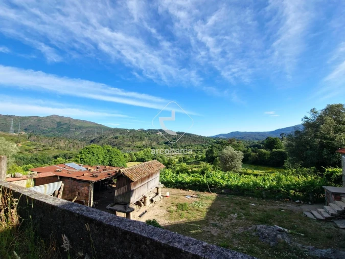 Quinta T5 para Venda em Alvora e Loureda Foto 17
