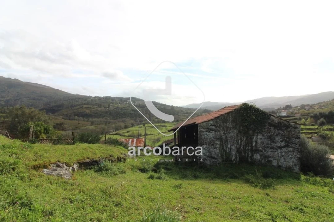 Quinta T5 para Venda em Alvora e Loureda Foto 9