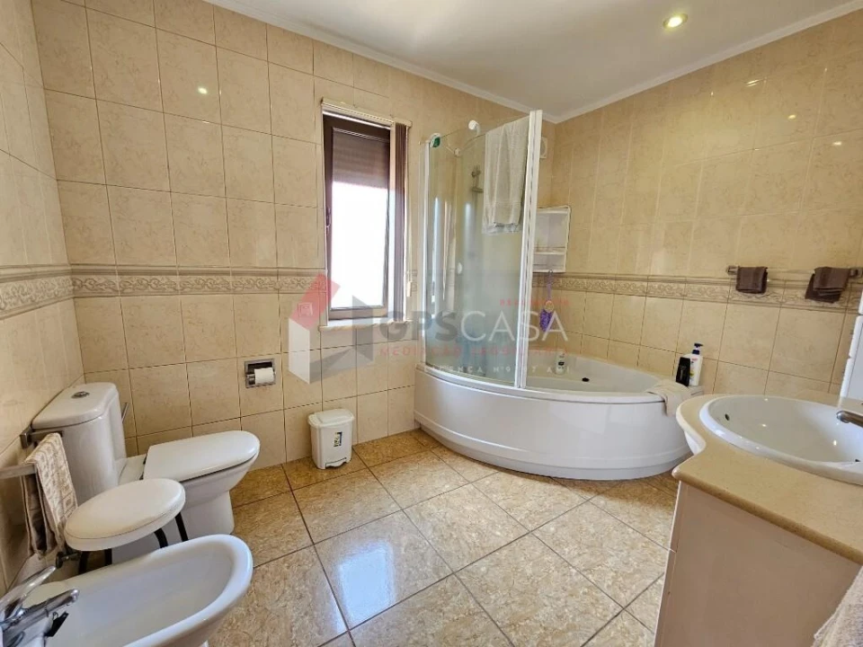 Moradia T4 para Venda em Agualva Foto 25