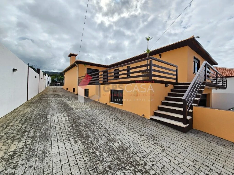 Moradia T4 para Venda em Agualva Foto 6