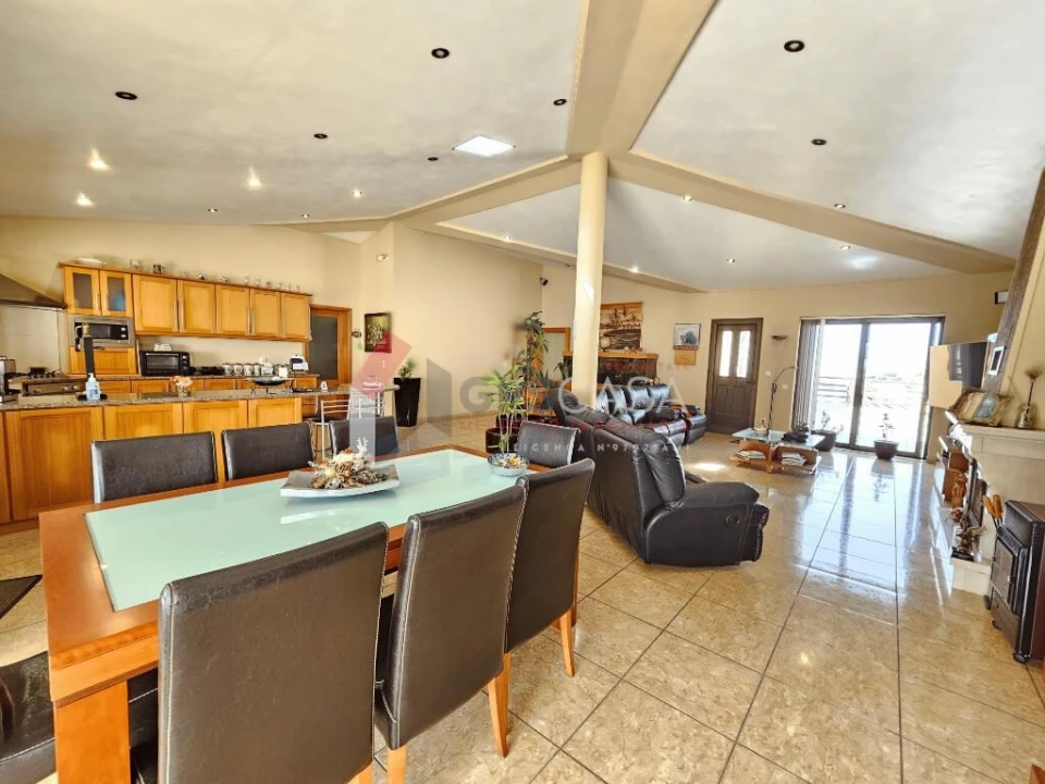 Moradia T4 para Venda em Agualva Foto 13