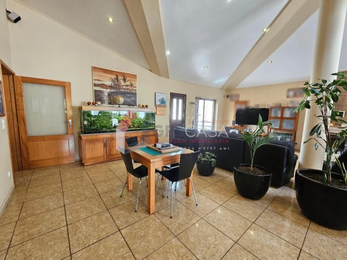 Moradia T4 para Venda em Agualva Foto 14