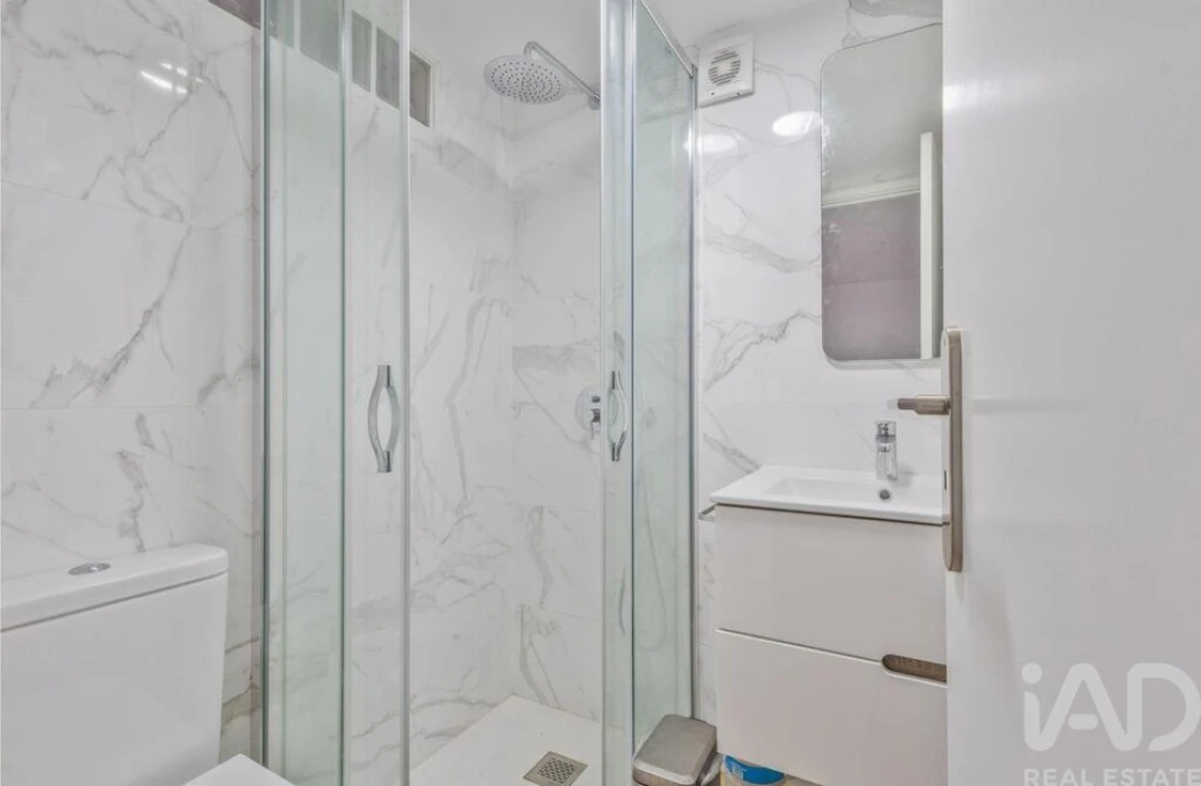 Moradia T3 para Venda em Areeiro Foto 25