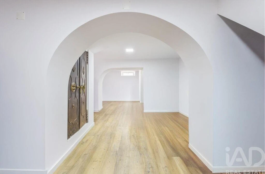 Moradia T3 para Venda em Areeiro Foto 22