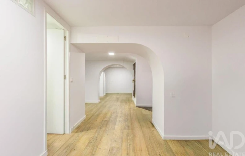 Moradia T3 para Venda em Areeiro Foto 24