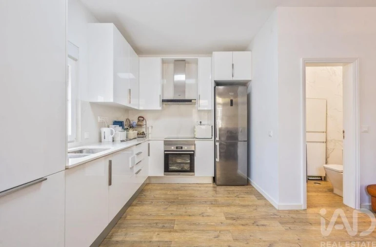 Moradia T3 para Venda em Areeiro Foto 2