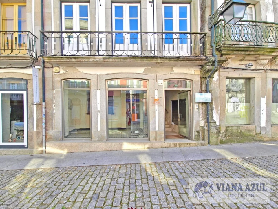 Loja para Arrendamento em Santa Maria Maior e Monserrate e Meadela Foto 1