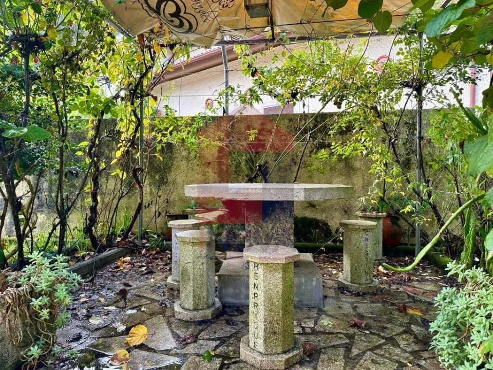 Moradia T3 para Venda em Vila Verde e Barbudo Foto 31