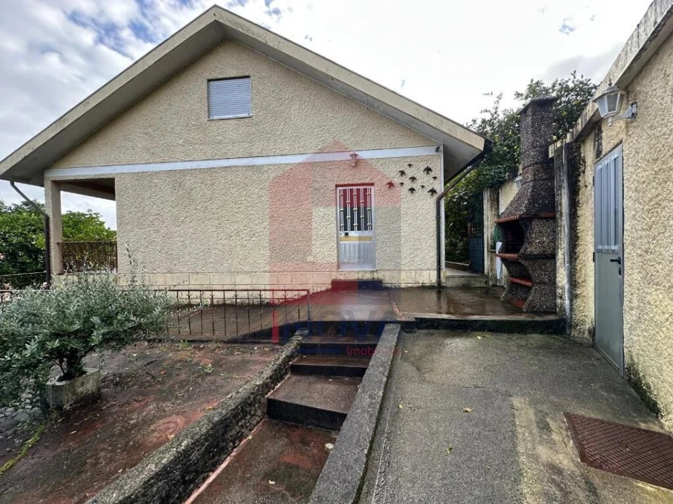 Moradia T3 para Venda em Vila Verde e Barbudo Foto 25