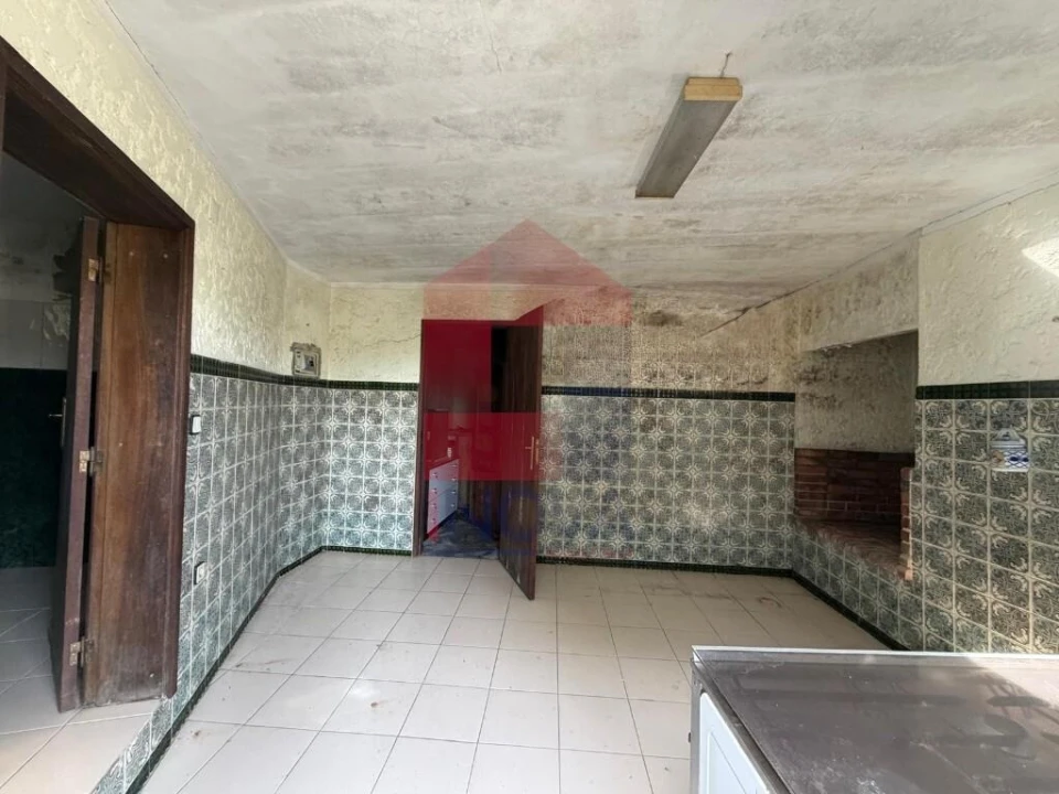 Moradia T3 para Venda em Vila Verde e Barbudo Foto 32