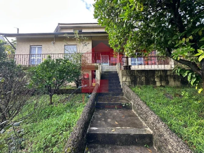 Moradia T3 para Venda em Vila Verde e Barbudo