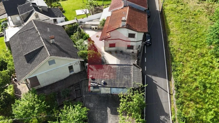 Moradia T3 para Venda em Vila Verde e Barbudo Foto 58