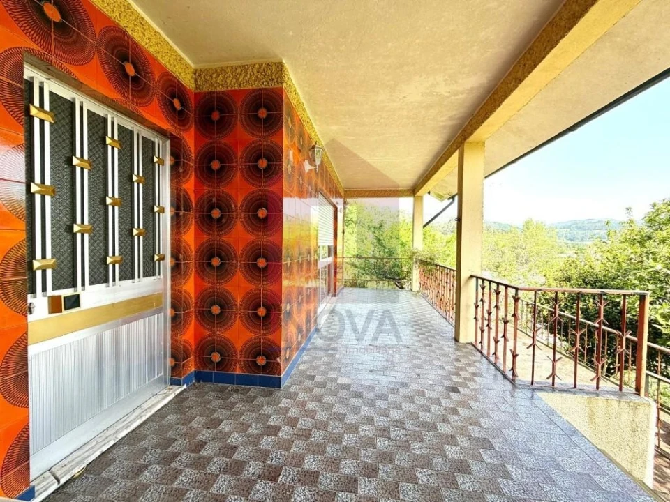 Moradia T3 para Venda em Vila Verde e Barbudo Foto 48