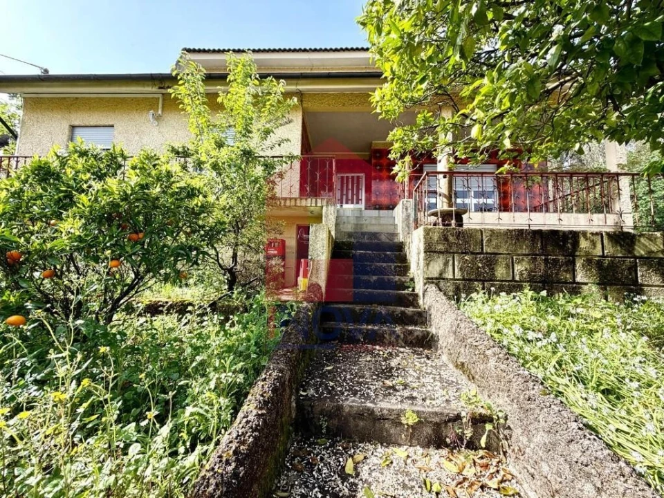 Moradia T3 para Venda em Vila Verde e Barbudo Foto 54