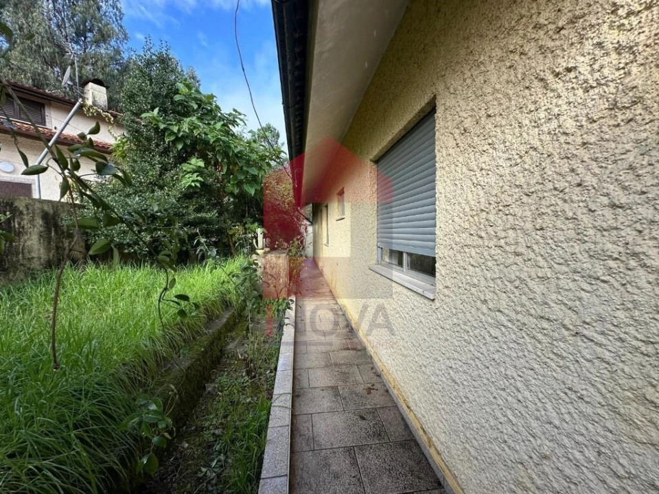 Moradia T3 para Venda em Vila Verde e Barbudo Foto 35