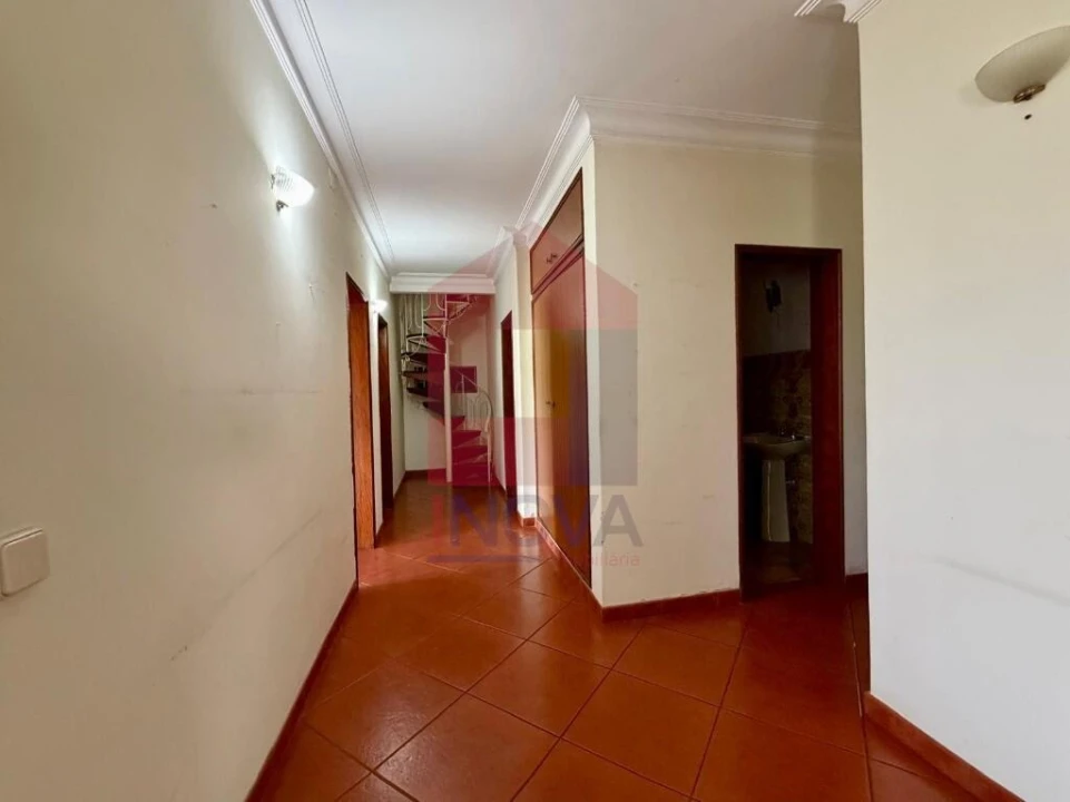 Moradia T3 para Venda em Vila Verde e Barbudo Foto 11