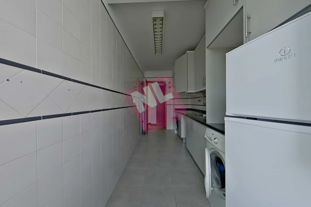 Apartamento T1 para Arrendamento em Lumiar Foto 16