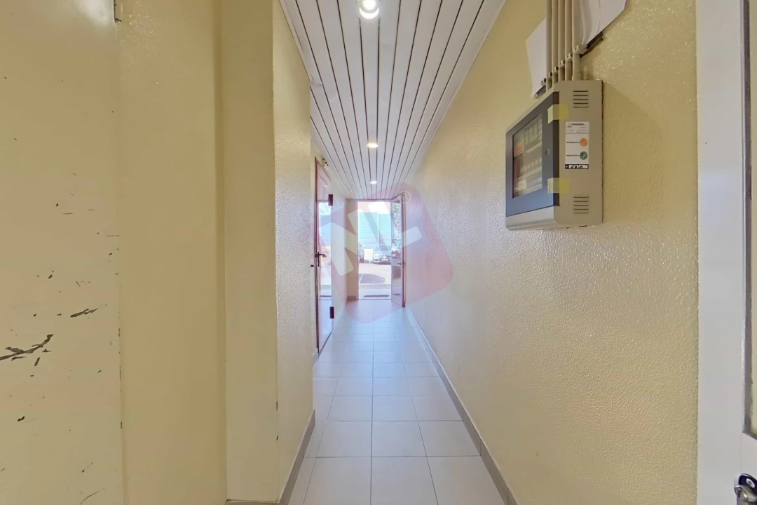 Apartamento T1 para Arrendamento em Lumiar Foto 26