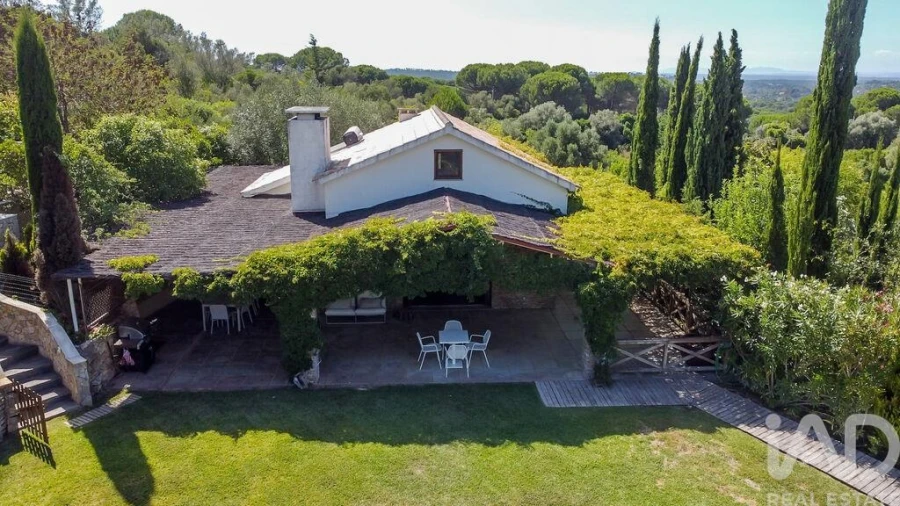 Moradia T2 para Venda em Sesimbra (Castelo)