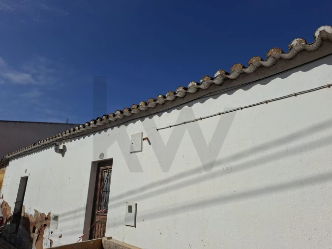 Moradia T2 para Venda em Odiaxere Foto 7