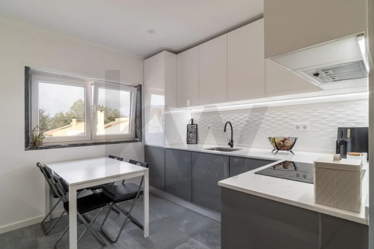 Apartamento T3 para Venda em Alcabideche Foto 8