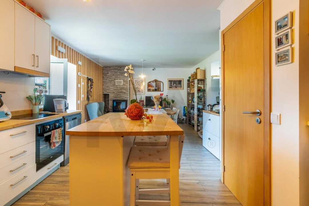 Moradia T3 para Venda em Fataunços e Figueiredo das Donas Foto 25