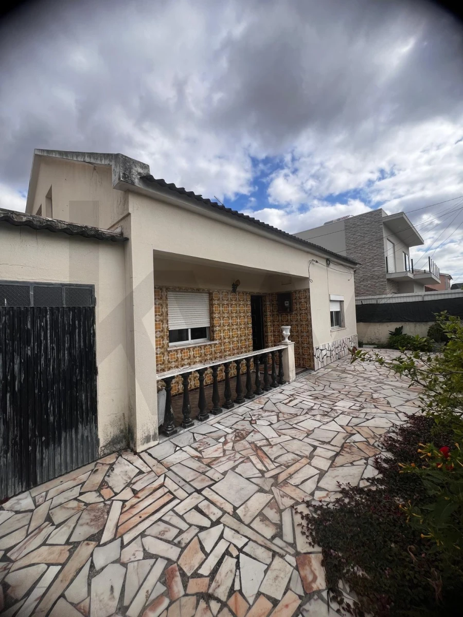 Moradia T2 para Venda em Quinta do Conde Foto 37