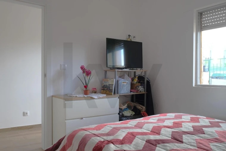 Moradia T2 para Venda em Quinta do Conde Foto 7