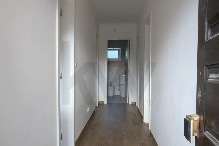 Moradia T2 para Venda em Quinta do Conde Foto 4